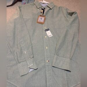 Daniel Cremiux NWT Green Button-Up Shirt size small size